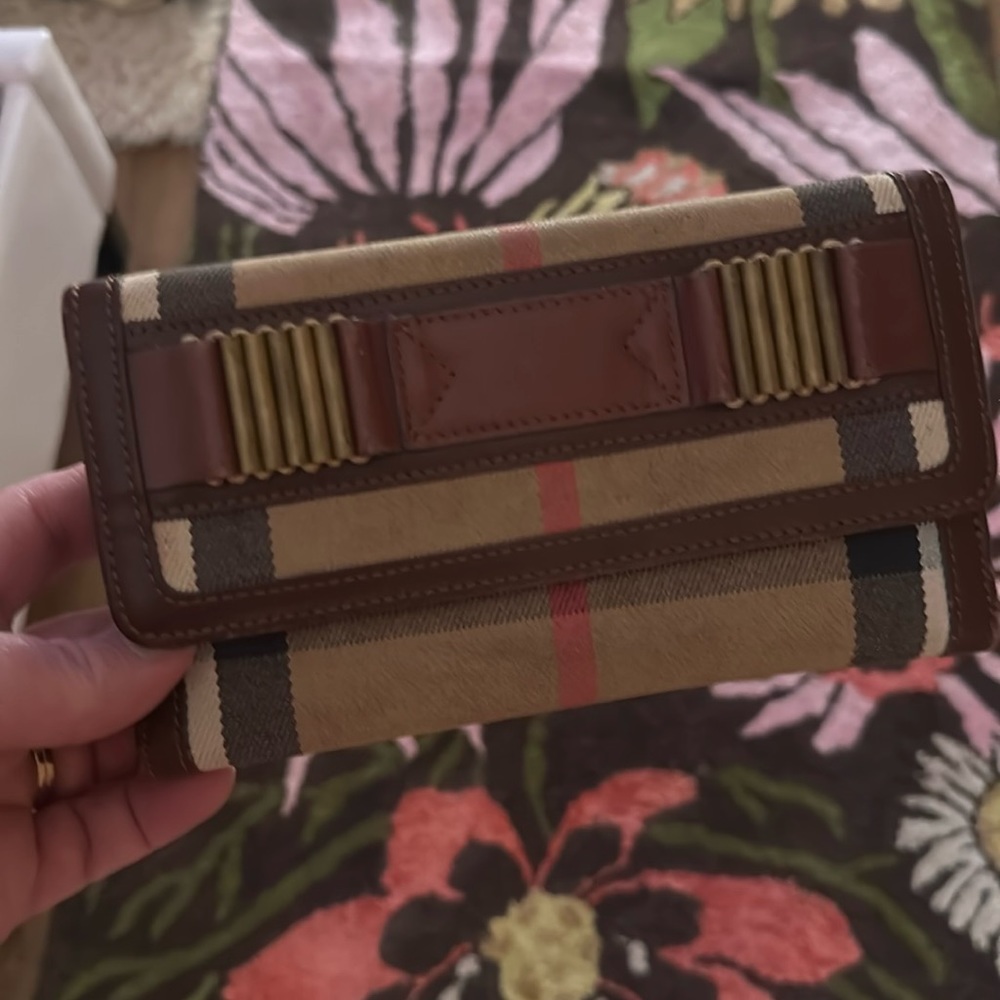 Burberry wallet
